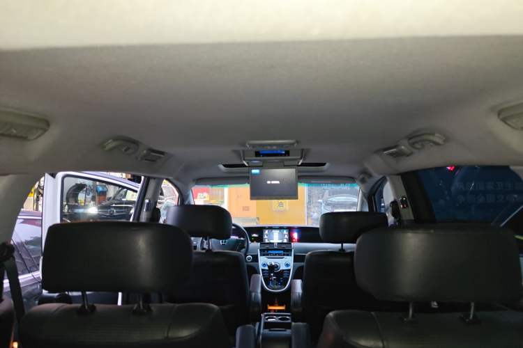 Used Luxgen Great 7 MPV 2013 2.0T Executive Model