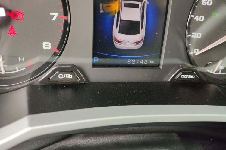 Used Geely Auto Emgrand GL 2019 1.4T CVT Elite Smart Edition Odometer Close Up