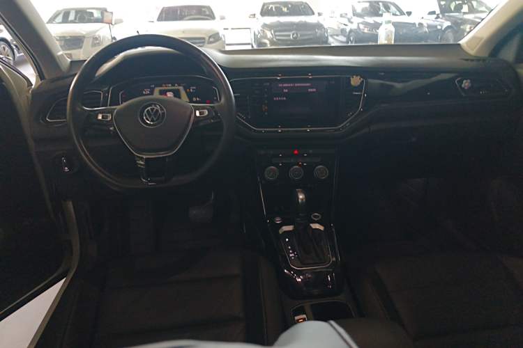 Used Volkswagen T-ROC 2022 280TSI DSG Two-Wheel Drive Comfort PLUS