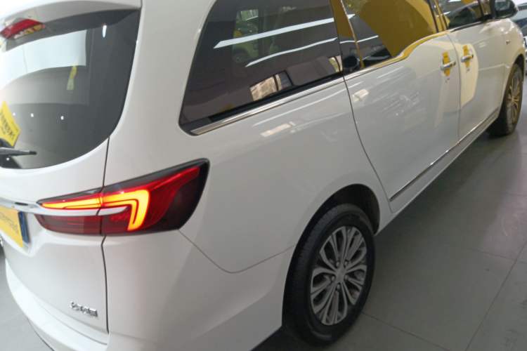 Used Buick GL8 2022 Land Business Class 652T Luxury Model
