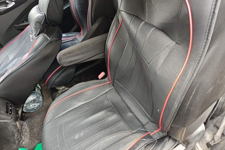 Used Wuling Hongguang S3 2018 1.5L Manual Comfort Model China V Standard