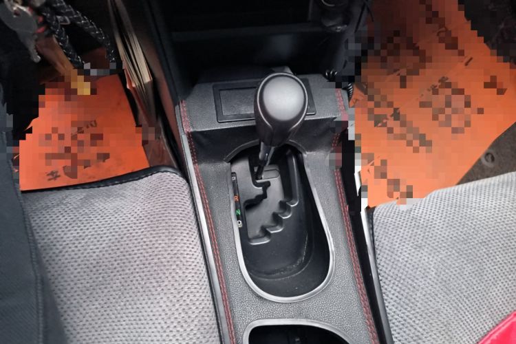 Used Toyota Vios 2017 1.5L CVT Innovation Edition Gear Lever