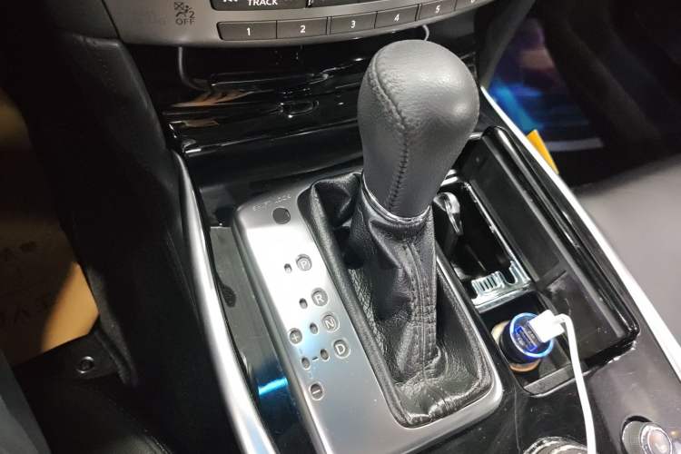 Used Infiniti Q70 2017 Q70L 2.5L Elite Edition
