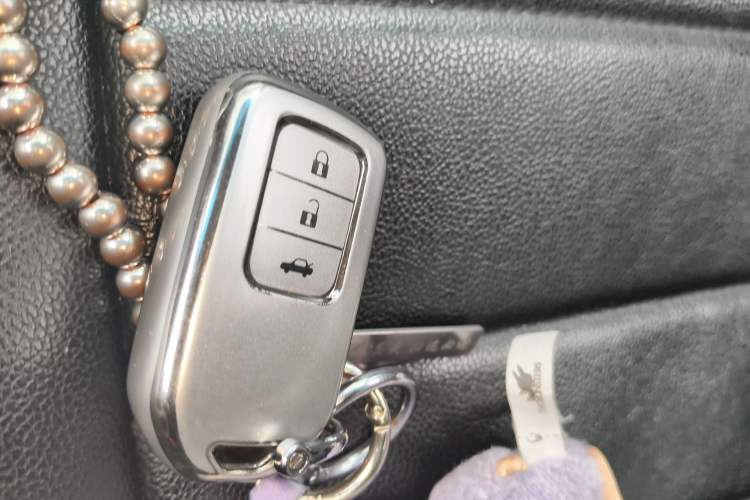 Used Honda Crider 2013 1.8L automatic luxury edition