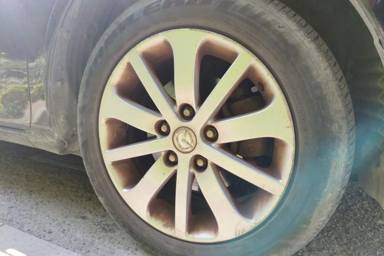 Used Mazda 6 2013 2.0L Automatic Fashion Edition Right Front Wheel Hub