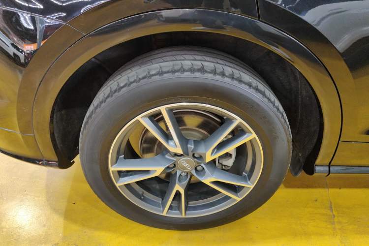 Used Audi Q5L 2020 Updated 40 TFSI Prestige Fashion Edition