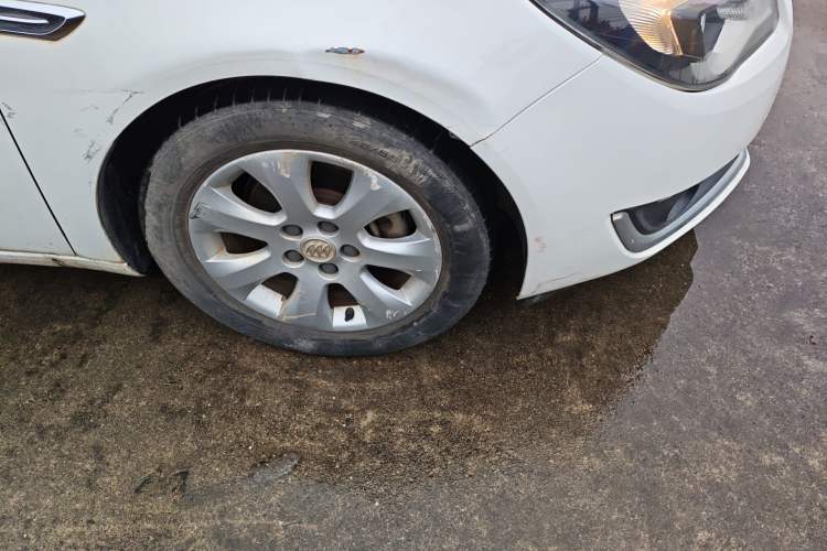 Used Buick Regal 2014 2.0L Leading Fashion Edition Right Front Wheel Hub