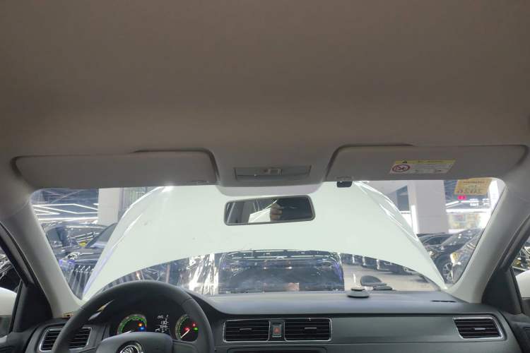 Used Skoda Rapid Spaceback 2018 1.6L Automatic Standard Edition
