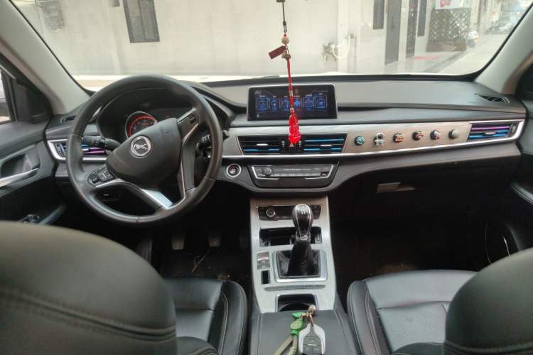 Used Hanteng X5 2018 1.5T Manual Luxury Edition