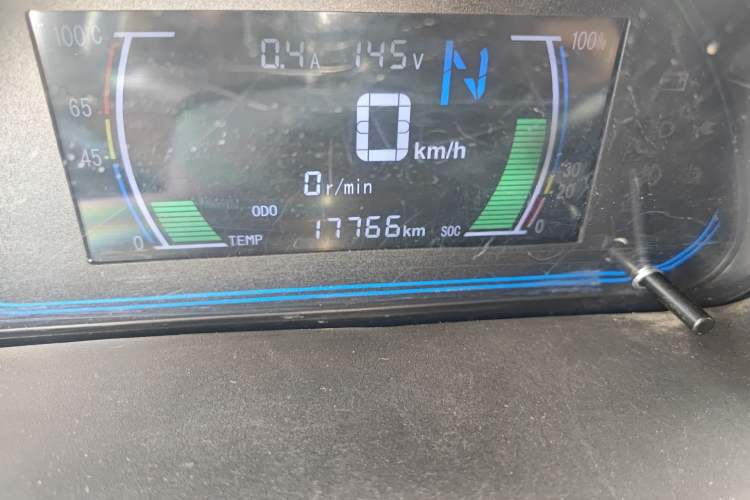 Used JMEV E200L 2018 E200L Standard Model (250 km) Odometer Close Up