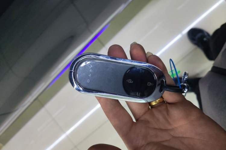 Used Hima AITO M9 2024 Range-Extended Ultra Version 42 kWh 6-Seater Model
