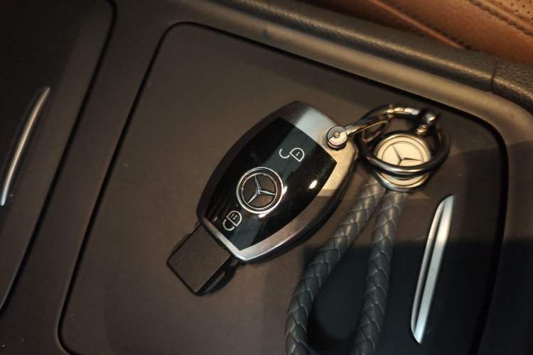 Used Mercedes-Benz GLA 2015 GLA 260 4MATIC Vehicle Key