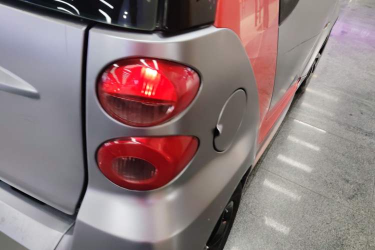 Used smart fortwo 2015 1.0 MHD New Year Special Edition
