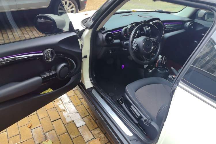 Used MINI MINI 2019 1.5T ONE PLUS