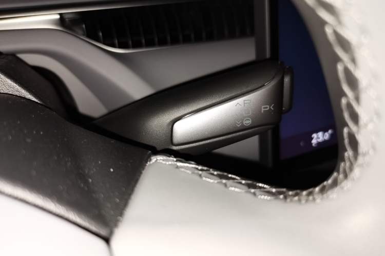 Used XPeng MONA M03 2024 515 Long-Range Gear Lever