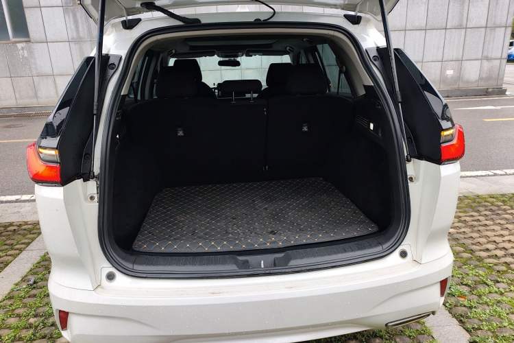 Used Honda Breeze 2023 240TURBO Two-Wheel Drive Elite Edition 5 Seats Trunk