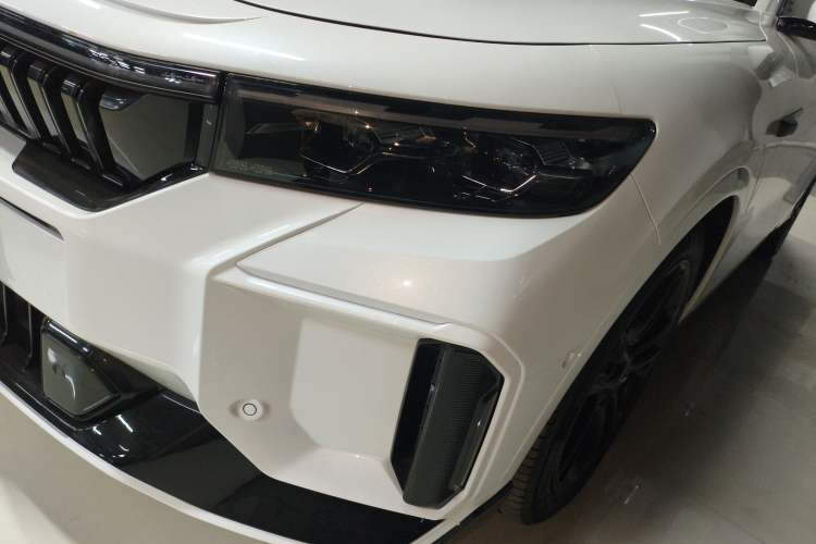 Used VOYAH FREE 2025 318 318 km Rear-Drive Touring Edition
