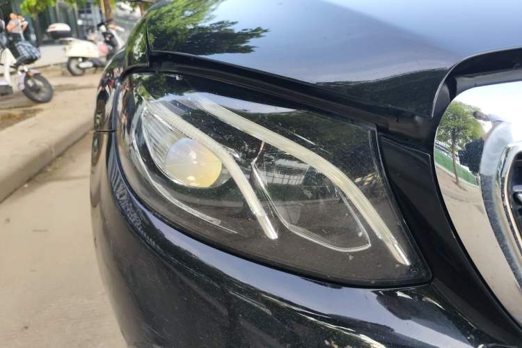 Used Mercedes-Benz E-Class 2018 Facelifted E 300 L Stylish Version