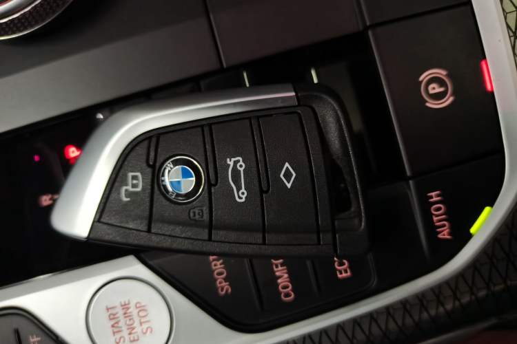 Used BMW 3 Series 2023 325Li M Sport Night Edition Package Vehicle Key