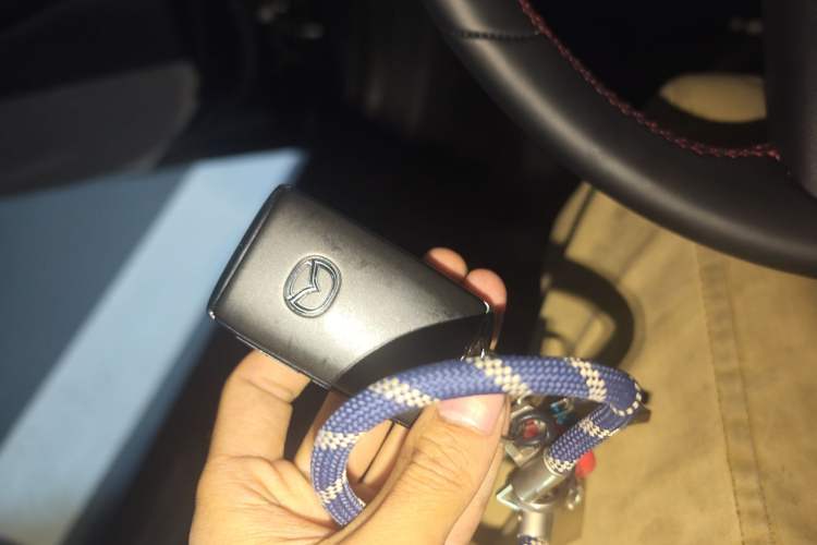 Used Mazda 3 Axela 2025 Model, 2.0L Automatic, Quality Excellence Edition Vehicle Key