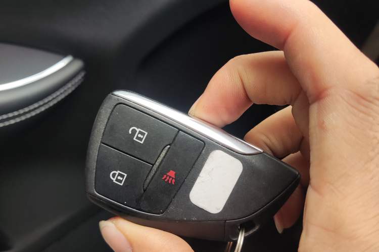 Used Buick Envision 2022 Facelift Encore S 552T Two-Wheel-Drive Luxury Model
