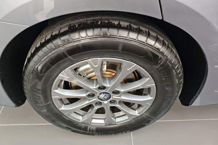 Used BYD Qin L 2025 DM-i Smart Drive 80KM Leading Model Right Rear Wheel Hub