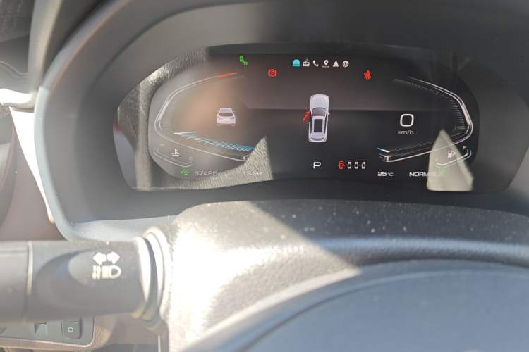 Used Wey VV7 2020 2.0T Flagship Edition Odometer Close Up