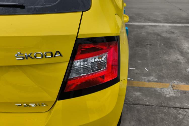 Used Skoda Fabia 2015 1.6L Automatic Sport Edition