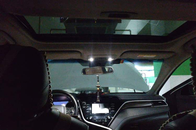 Used Toyota Camry 2018 2.0G Luxury Edition Headliner