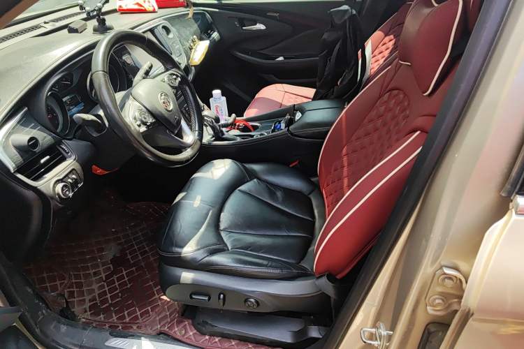 Used Buick Envision 2016 20T Two-Wheel-Drive Elite Model Left Front Seat