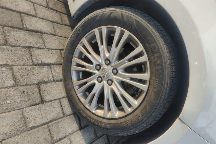 Used Buick GT 2016 15N Automatic Elite Edition
