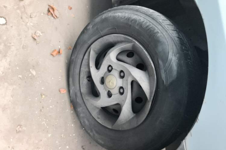 Used JAC Group Refine 2011 2.0L Shuttle Gasoline Comfort Edition HFC4GA3
