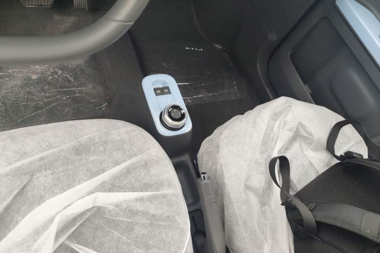 Used Geely Galaxy Panda 2024 Panda Mini 200km Endurance Bear