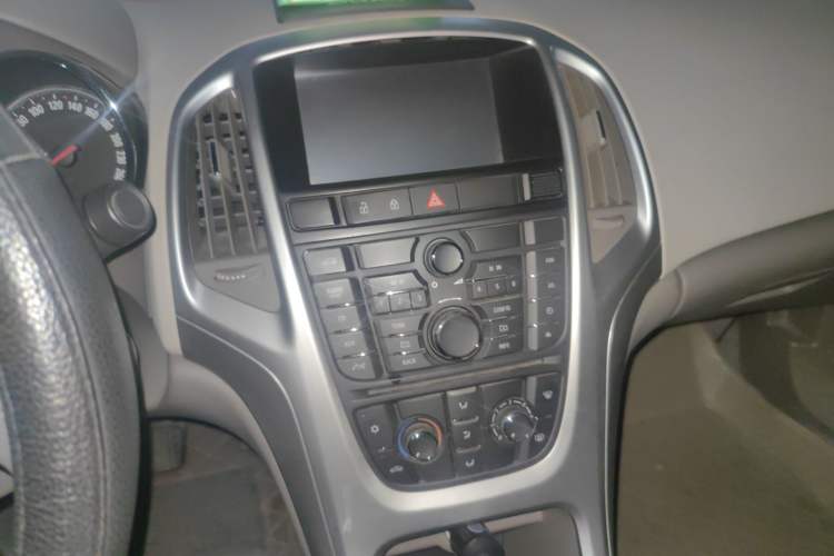 Used Buick GT 2012 GT 1.6L Manual Entry-Level Model