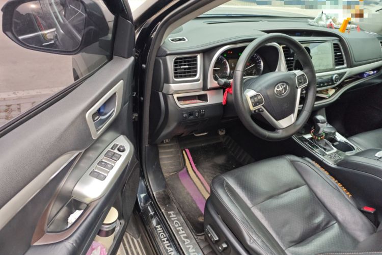 Used Toyota Highlander 2017 2.0T Four-Wheel Drive Luxury Edition 7 Seats