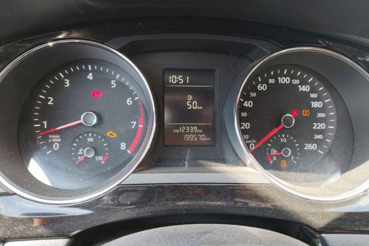 Used Volkswagen Sagitar 2015 230TSI Manual Comfort Version