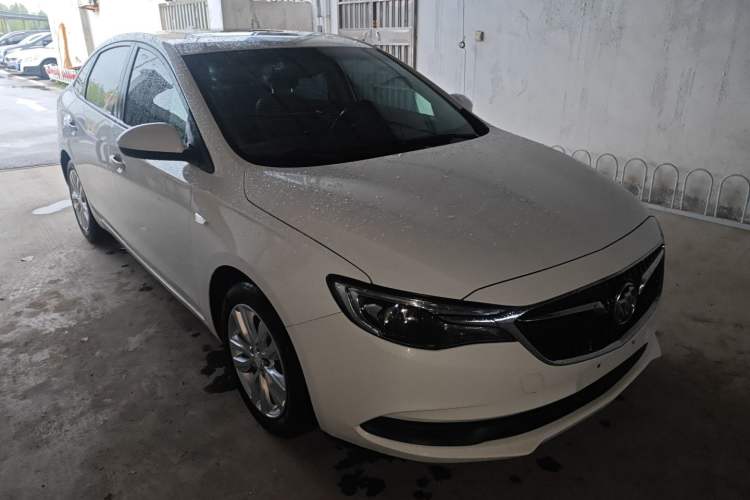 Used Buick GT 2019 18T Automatic Connected Elite Model China VI Standard Front Right 45 Deg
