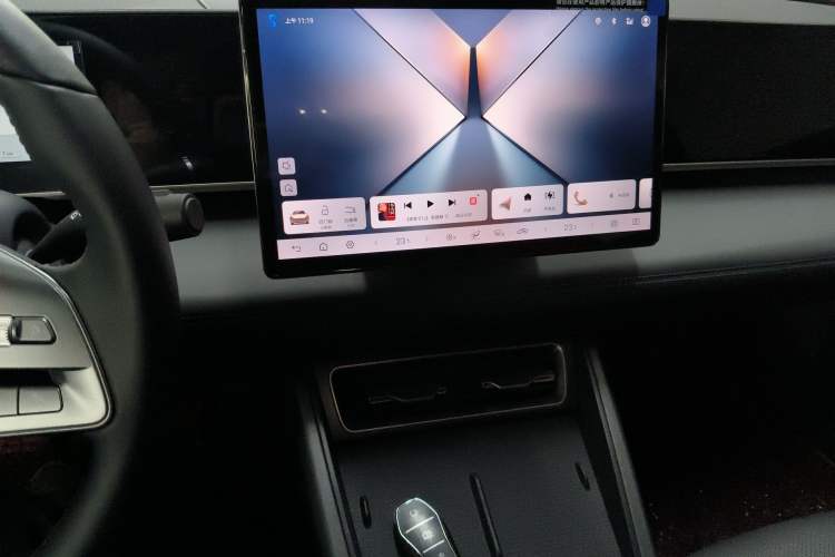 Used BYD Qin L 2025 DM-i Smart Drive 80KM Leading Model
