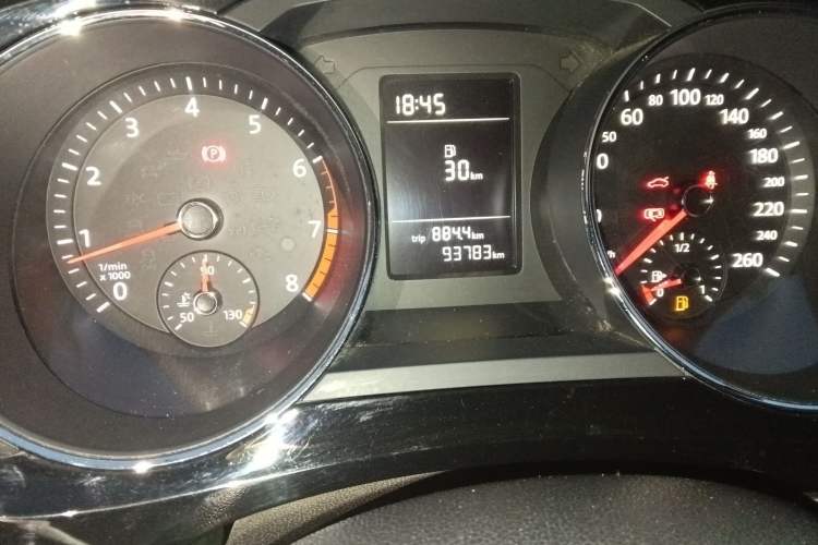 Used Volkswagen Sagitar 2017 230TSI Manual Comfort Model
