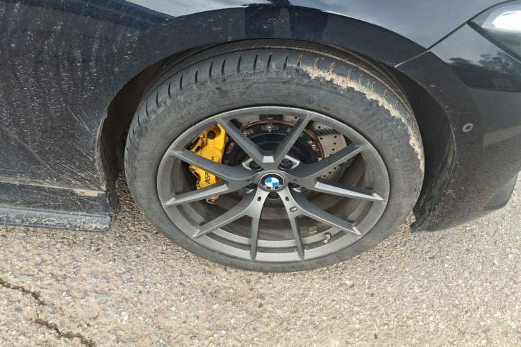 Used BMW 3 Series 2024 325Li M Sport Night Edition Package Right Front Wheel Hub