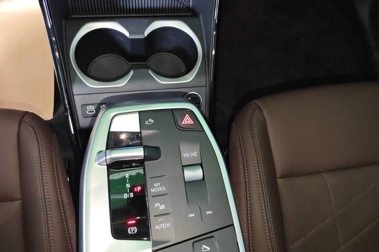 Used BMW iX1 2023 eDrive25L M Sport Package Gear Lever