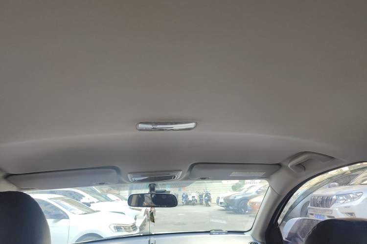 Used Honda Vezel 2015 1.8L CVT 2WD Elite Model Headliner