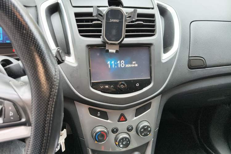 Used Chevrolet Trax 2014 1.4T Automatic All-Wheel Drive Flagship Version Audio And AC Panel