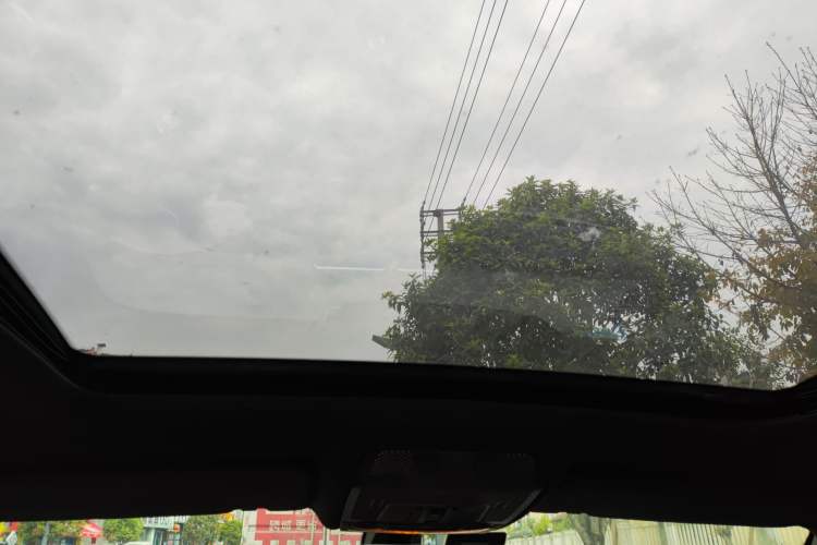 Used BMW X5 2013 xDrive35i Leading Model Headliner