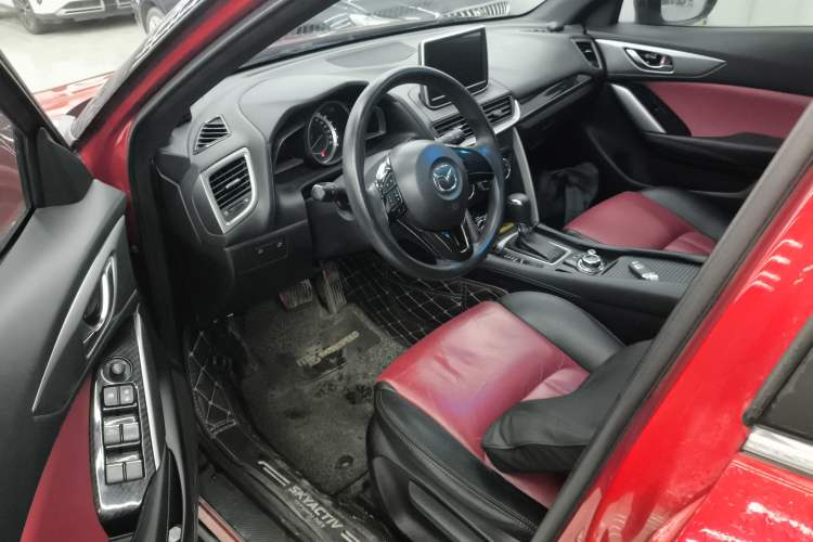 Used Mazda CX-4 2016 2.0L Automatic 2WD Blue Sky Dynamic Edition