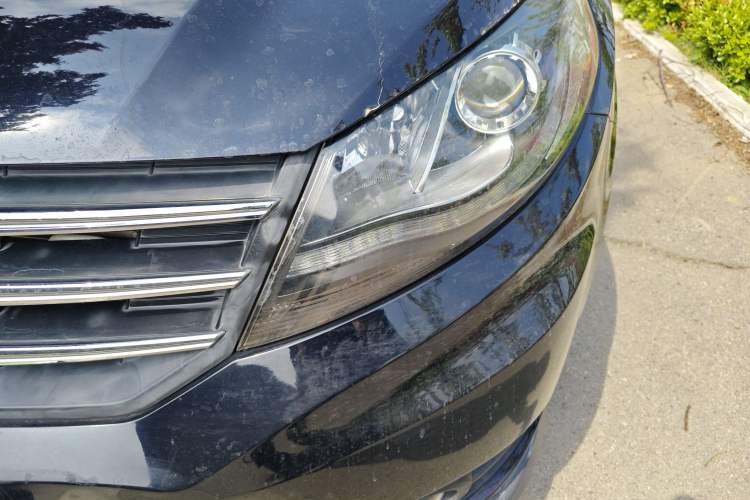Used Dongfeng Fengon 580 2016 Revised Version 1.5T CVT Luxury Edition Left Front Headlight