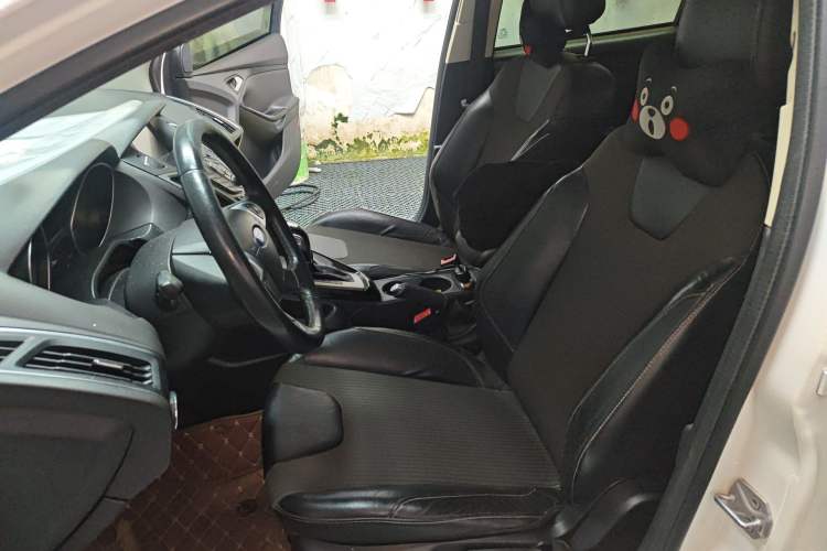 Used Ford Focus 2012 Sedan 1.6L Automatic Fashion Edition