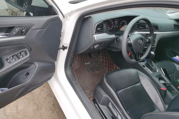 Used Volkswagen Lamando 2021 230TSI DSG Fashion Edition Driver Seat