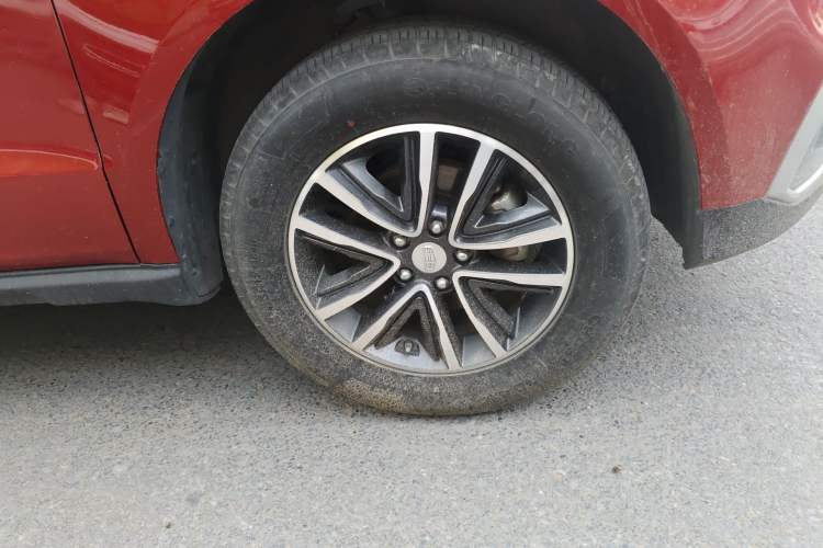 Used Geely Auto Vision X6 2018 1.4T CVT 4G Connected Flagship Edition Right Front Wheel Hub