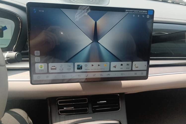 Used BYD Han 2025 DM-i Intelligent Driving Edition 125KM LiDAR Flagship Model
